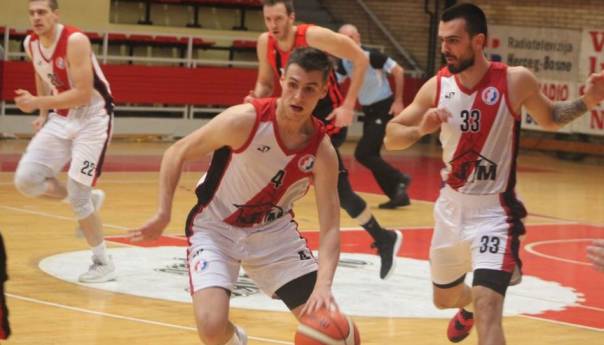 Zrinjski u dvorani Bijeli Brijeg nema istaknutu zastavu BiH, ni obruči nisu na pravoj visini