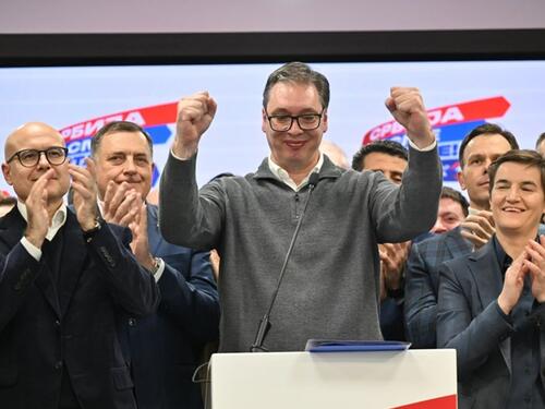 Zvaničnici EU pozivaju na istragu o izbornim prevarama u Srbiji