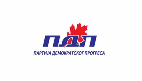 Zvaničnici PDP-a donirali 17.000 KM infektivnoj klinici i ugroženom stanovništvu