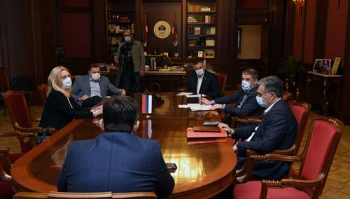 Zvaničnici RS traže nabavku 150.000 testova na virus korona