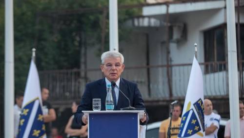 Zvaničnici Srbije i Hrvatske dolaze u BiH i šalju loše poruke, prestanite to raditi