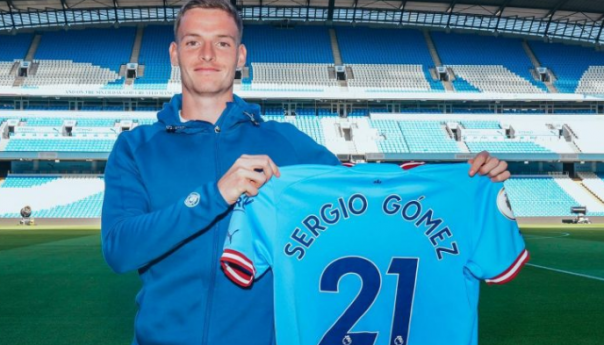 Zvanično: Manchester City ima novog lijevog beka