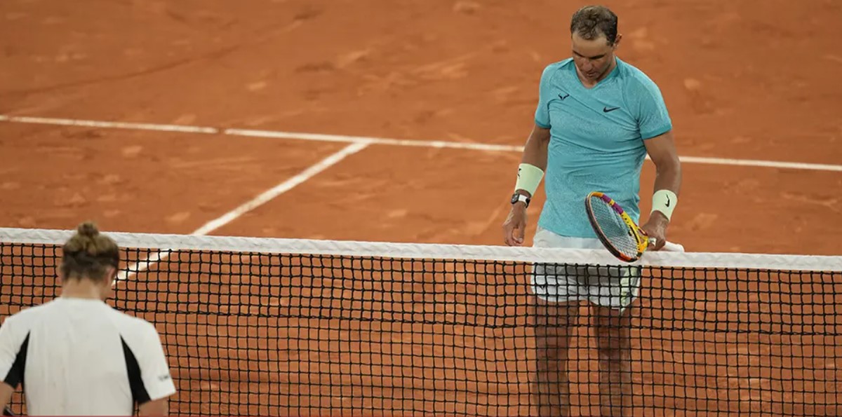 Zverev izbacio Nadala: Da li je Rafa odigrao svoj posljednji meč na RG?