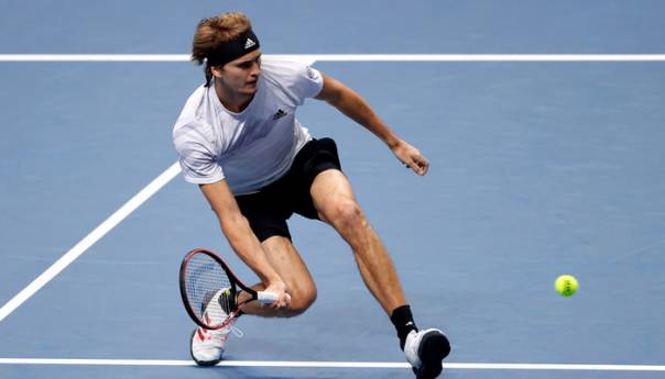 Zverev ostao u borbi za polufinale