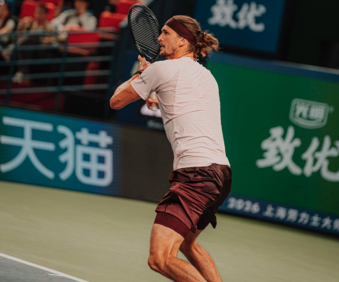 Zverev preko De Minaura do polufinala