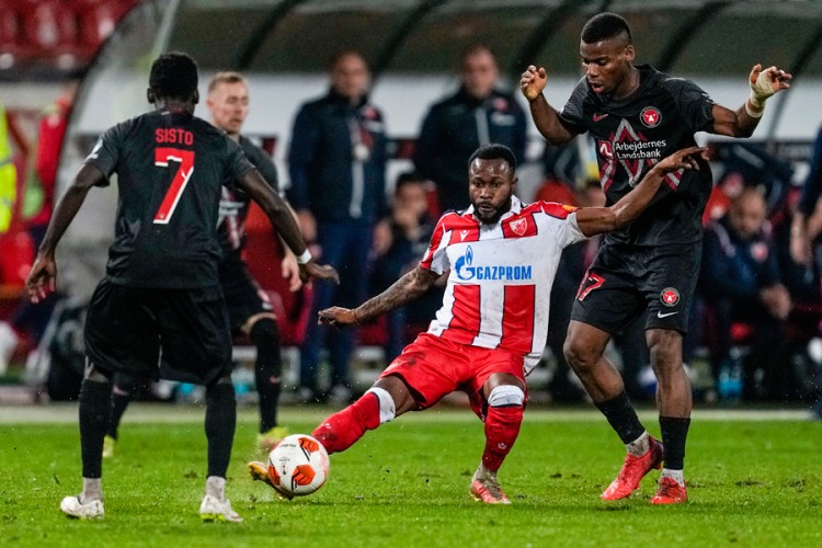 Zvezda sa igračem manje poražena od Midtyjllanda