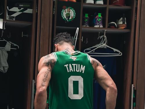 Zvijezda Bostona potpisuje najveći ugovor u historiji košarke