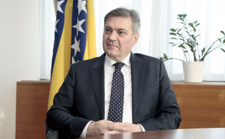 Zvizdić komentirao izjavu Izetbegovića o ultimatumima