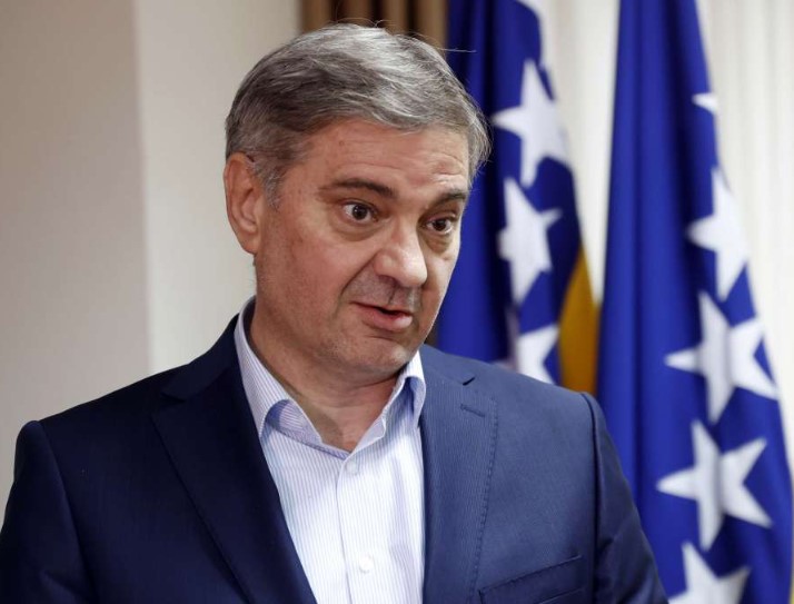 Zvizdić pozvao EUFOR ili NATO da rasporede svoje trupe u Brčkom