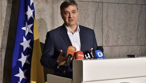 Zvizdić: Radost Božića da donese mir i zdravlje