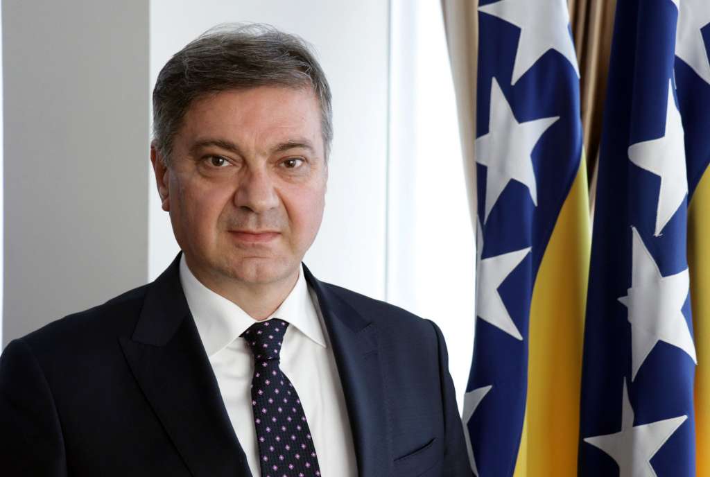 Zvizdić: U godini koja dolazi važno da očuvamo zajedništvo i podstaknemo nadu u bolju budućnost BiH