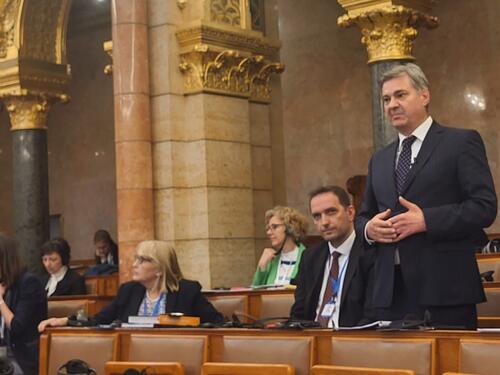 Zvizdić upozorio u Budimpešti: RS pokušava srušiti ustavni poredak BiH