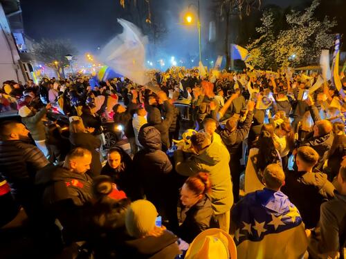 Zvonima s katoličke crkve u Gradačcu proslavljen plasman BiH na Mundijal