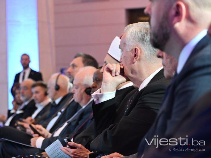 Zvuk mira iz Sarajeva: Grad koji je preživio opsadu svijet uči suživotu