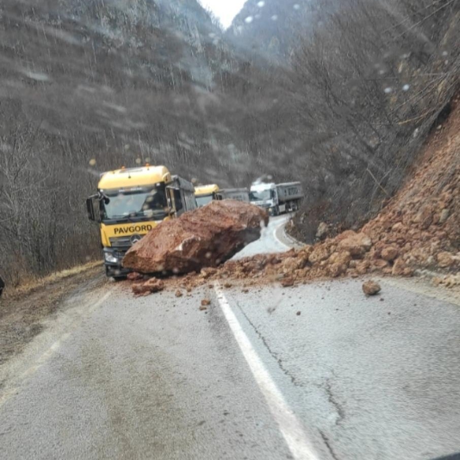 Foto Odron na putu Dobro Polje Miljevina